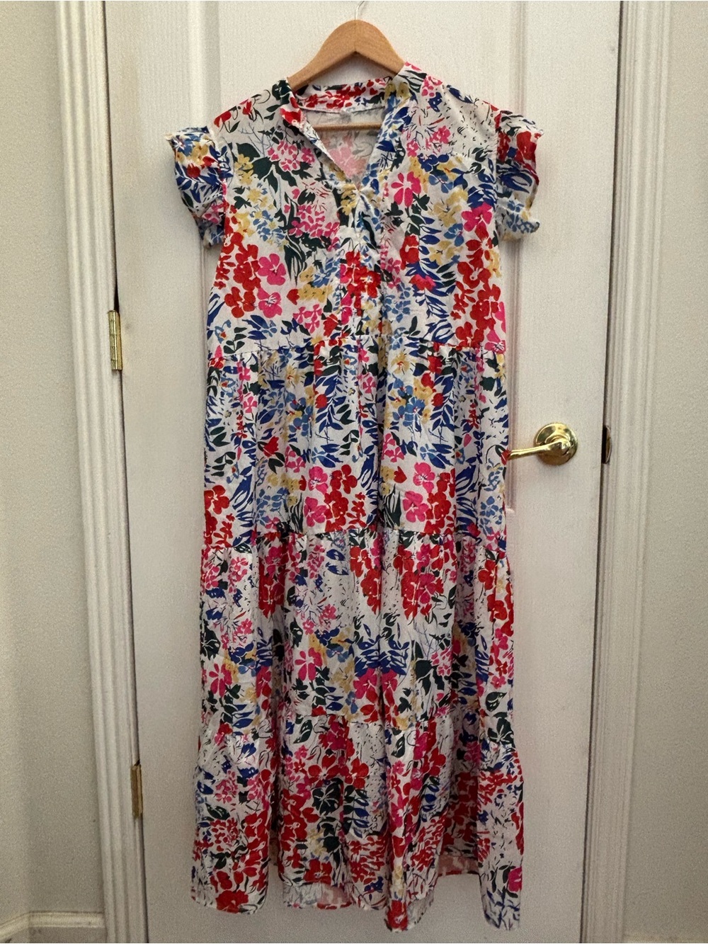 Colorful Floral Tiered Woman’s L Dress